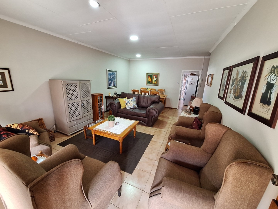 3 Bedroom Property for Sale in Potchefstroom North North West